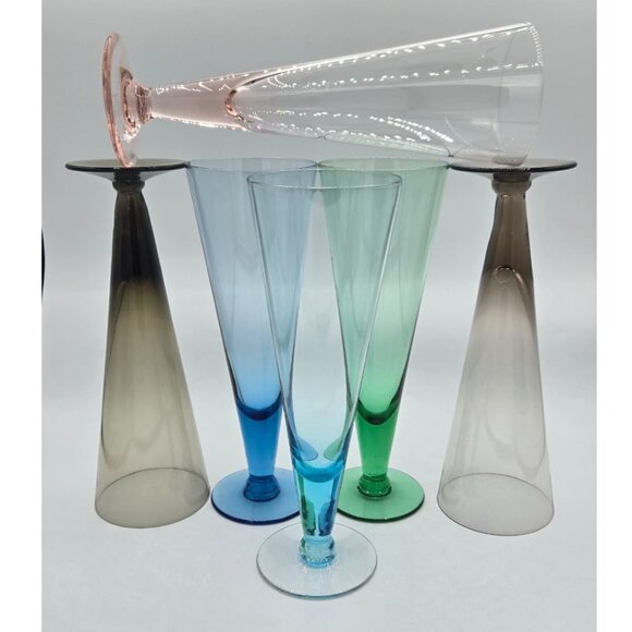 Vintage MCM Multi Colour blown glass Set of 6 Champagne or Pilsner Glasses - Picture 2 of 7